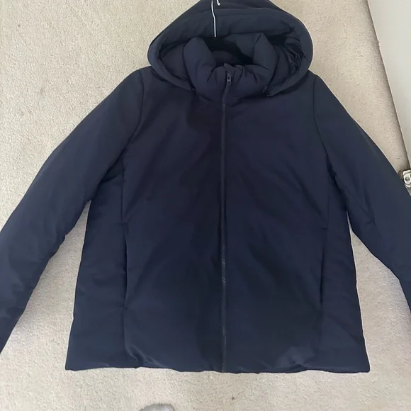 Uniqlo Coat Jacket - Picture 2 of 3